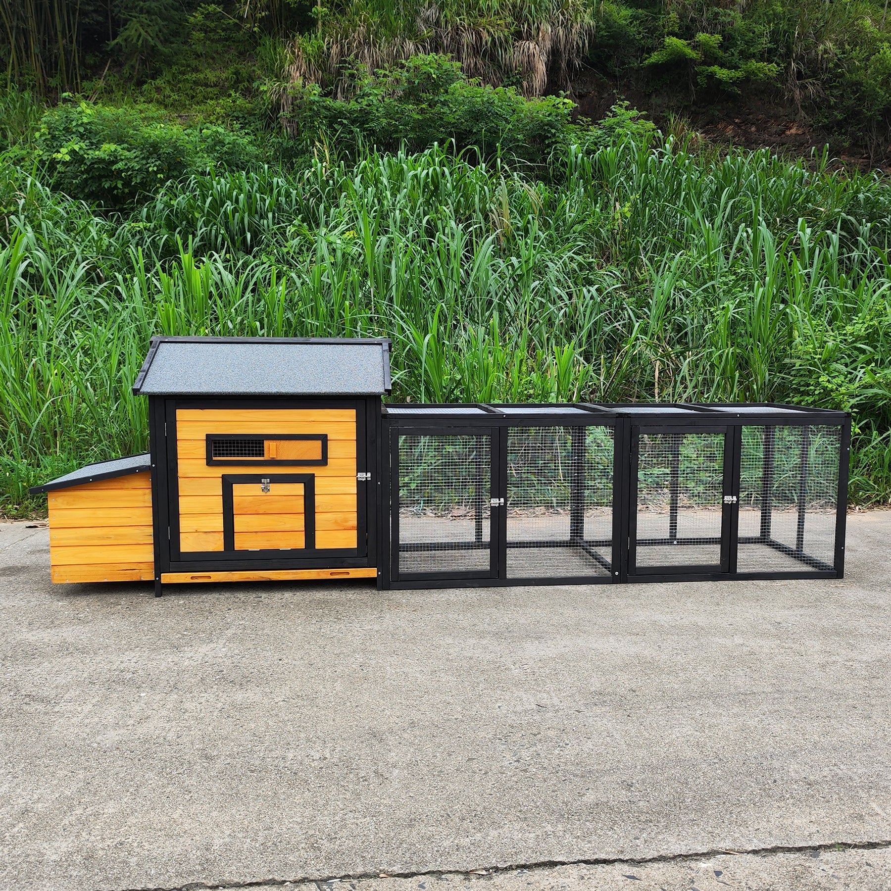 114" Wooden Chicken Coop with Outdoor Run