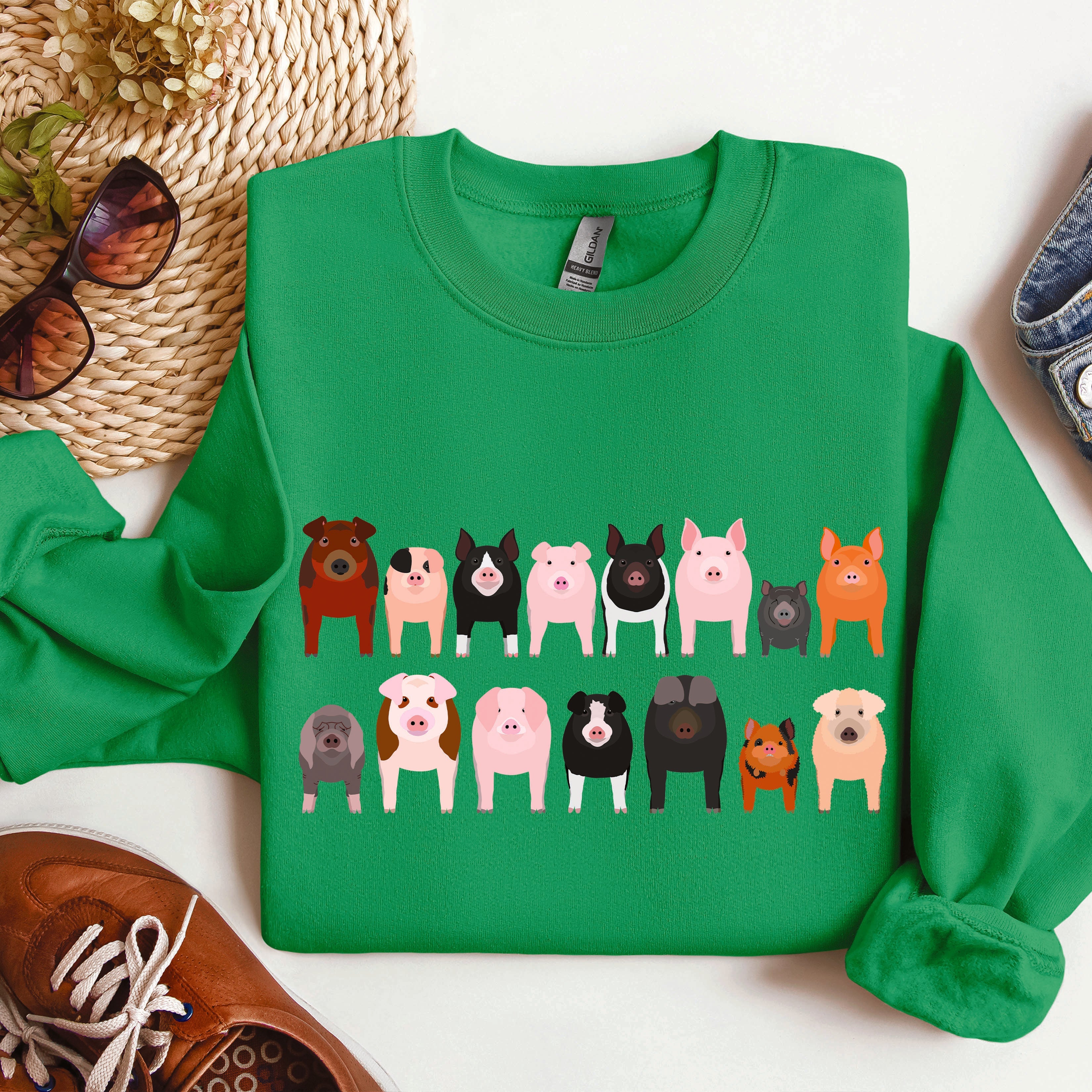 Pig Breeds Farm Animal Lover Illustration Graphic For Pig Enthusiasts Sweatshirt