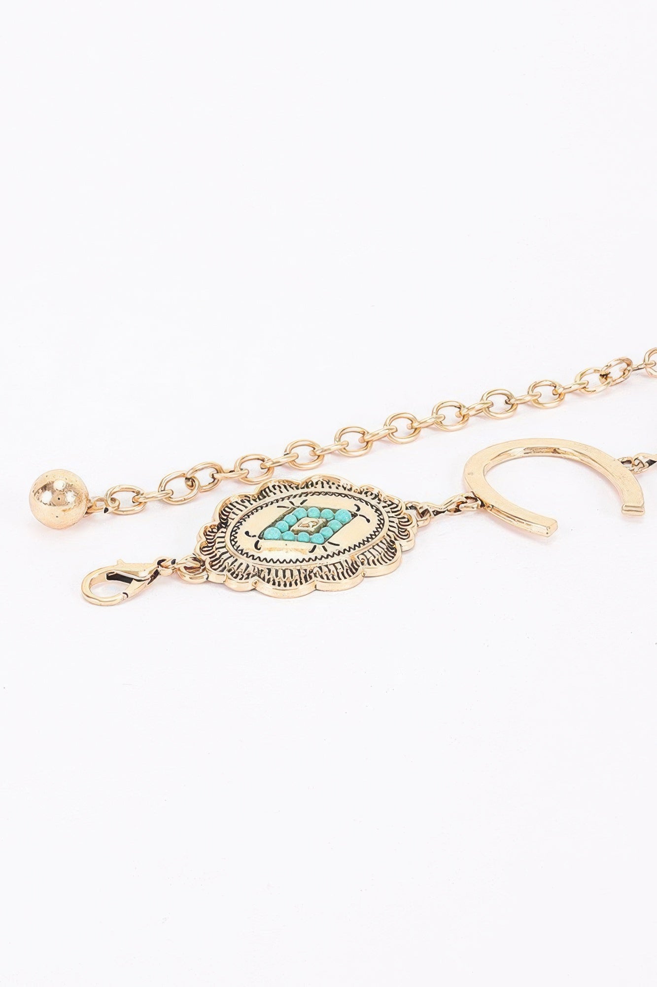 Western Horseshoe Concho Chain Belt