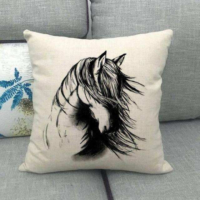 New Animal Pattern Pillow Cover Simple Wind Pillow Set Art Home Decorative Throw Pillow Cover Horse Cotton Linen Cushion for Couch Sofa Bedroom Livingroom Kitchen Car Restoring Ancient Ways Horse Head Decorative Cushion Covers 45x45CM